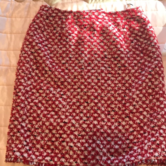 Skirt - Picture 3 of 6